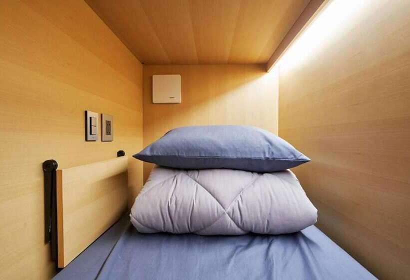 旅馆 The Capsule Myeongdong