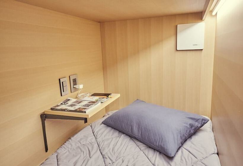 旅馆 The Capsule Myeongdong