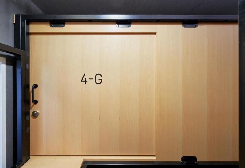 旅馆 The Capsule Myeongdong