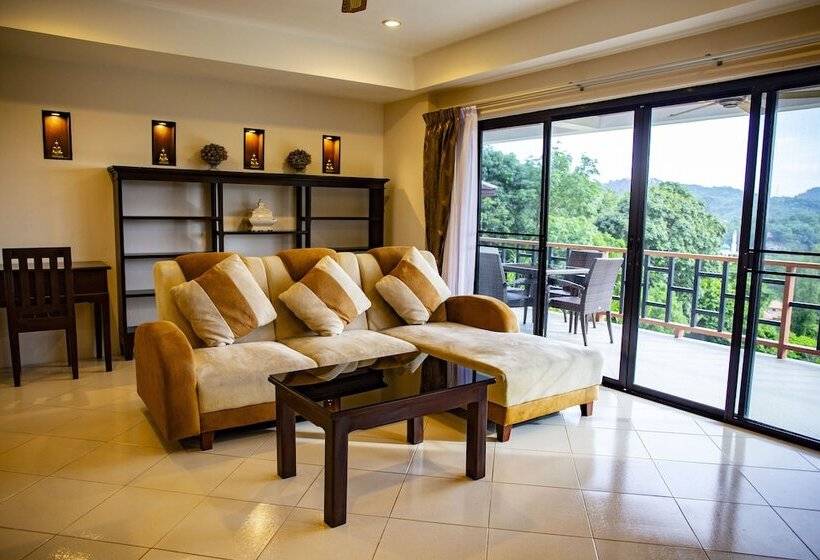 Baan Chom View Kamala