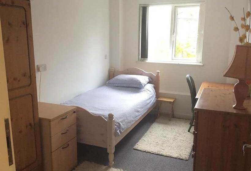 مبيت وإفطار Dan's Homestay