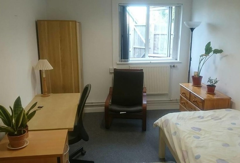 مبيت وإفطار Dan's Homestay