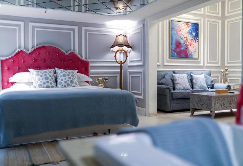 مسافرخانه Floral · Mela Chongqing