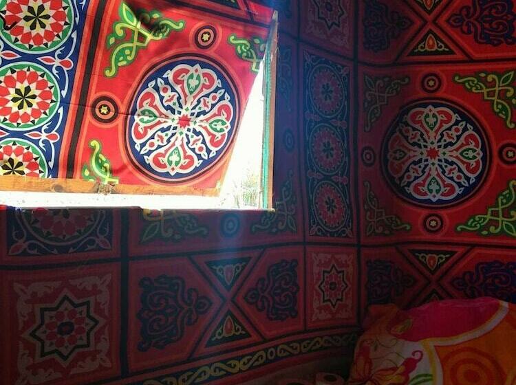 هتل Banana Beach Camp