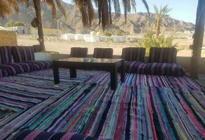 هتل Banana Beach Camp