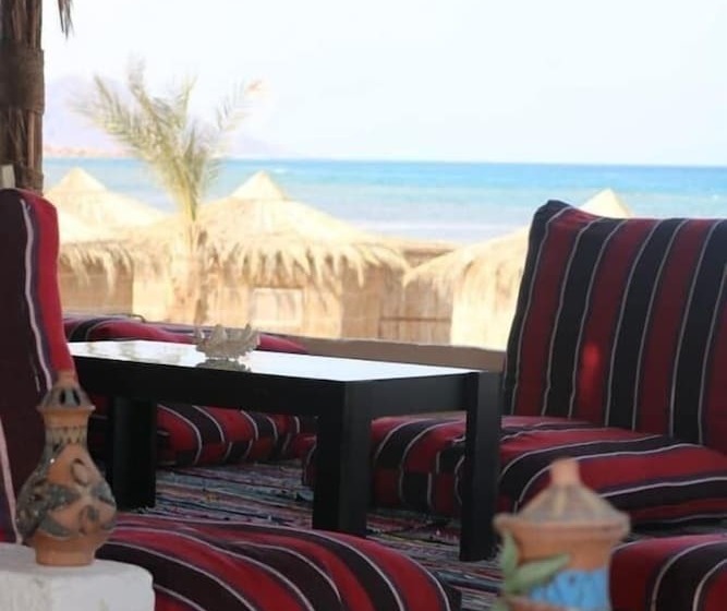 هتل Banana Beach Camp