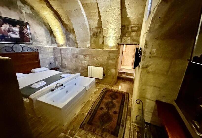 هتل Harkasos Cave