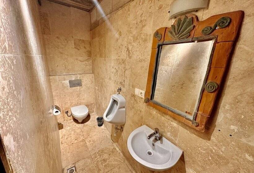 هتل Harkasos Cave