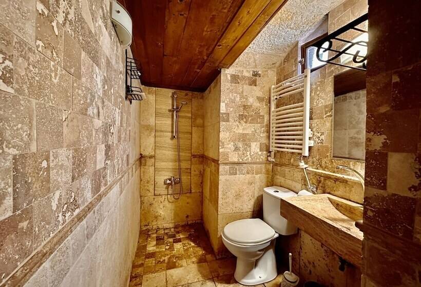 هتل Harkasos Cave