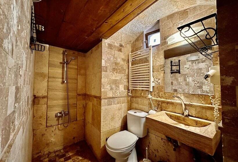 هتل Harkasos Cave