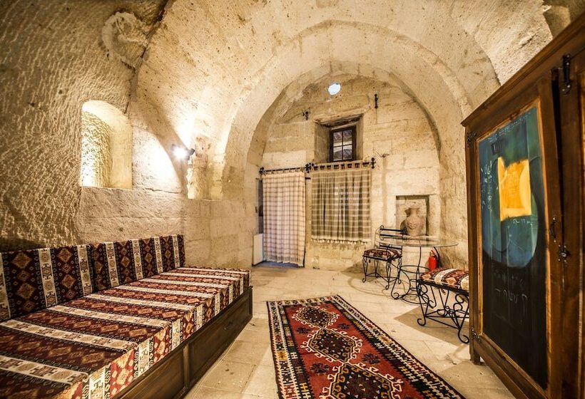 هتل Harkasos Cave