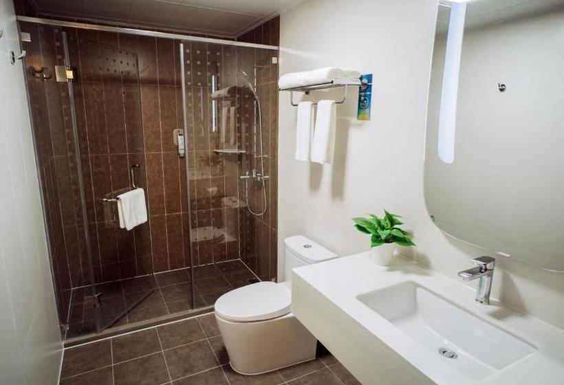 酒店 Ibis   Guangzhou  Panyu  Shiqiao