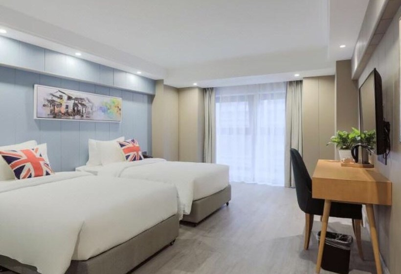 هتل Vyluk  Chongqing Airport