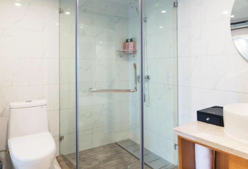 هتل Vyluk  Chongqing Airport