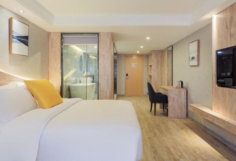 هتل Vyluk  Chongqing Airport