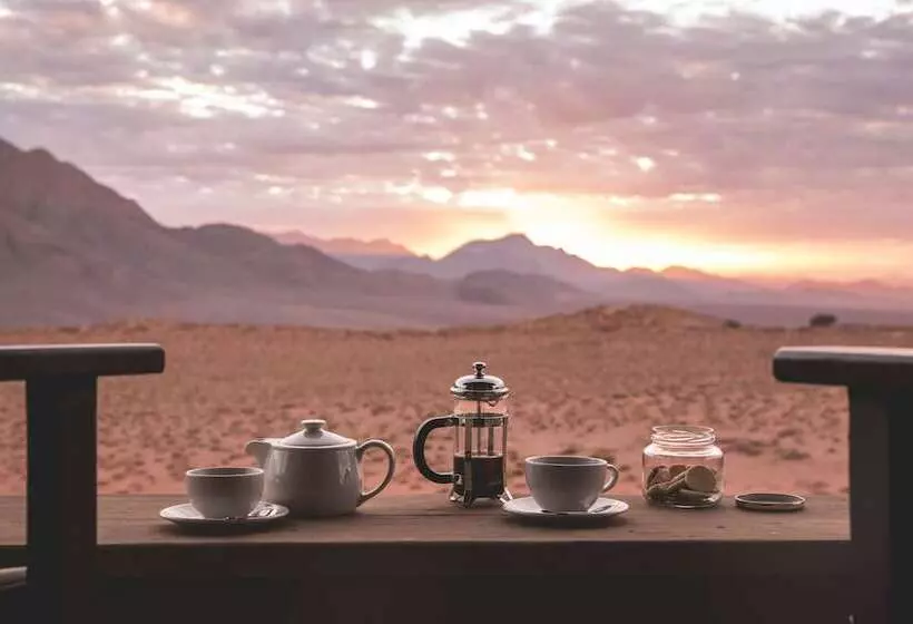 هتل Wolwedans Dune Camp