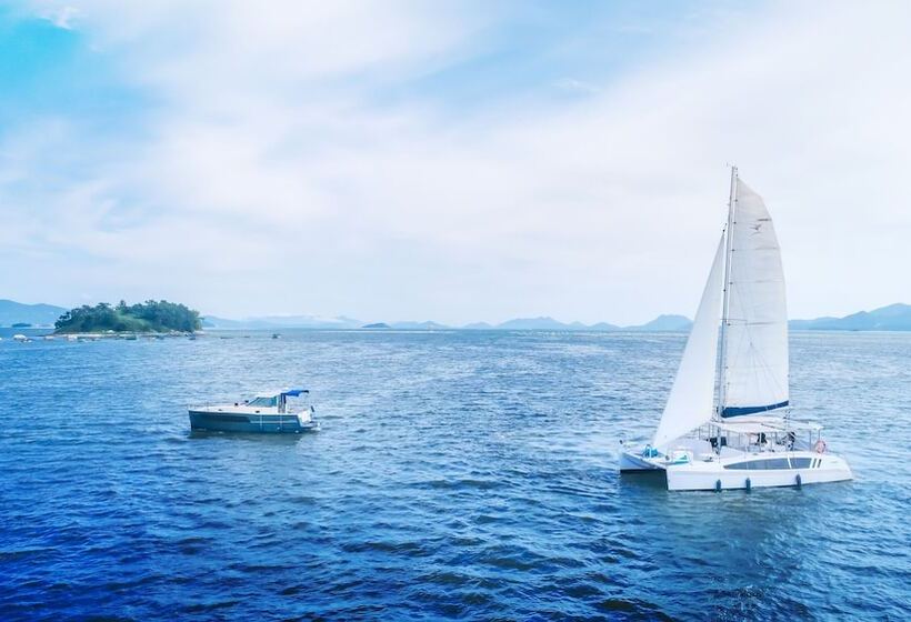 Utop Marina Hotel & Resort