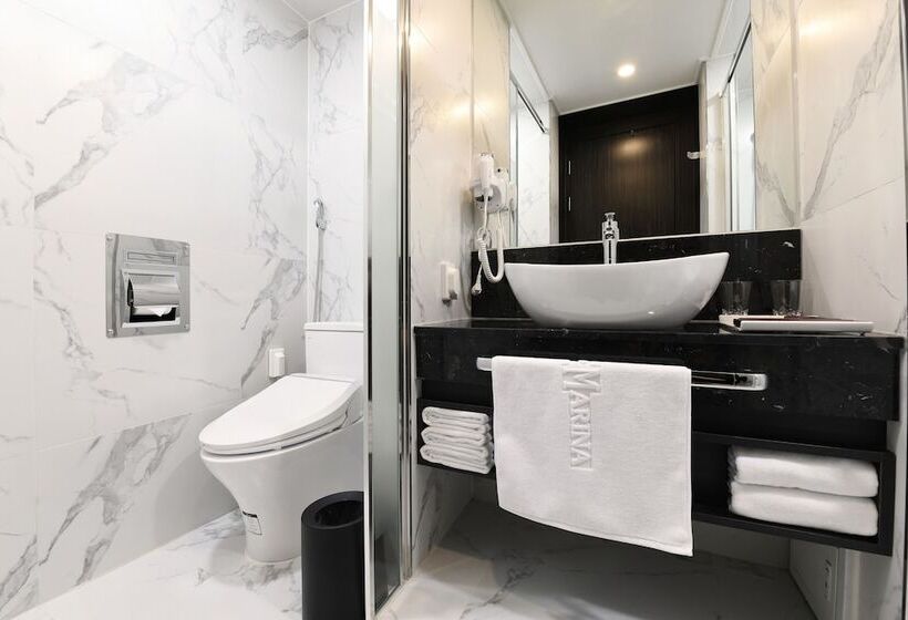 Utop Marina Hotel & Resort