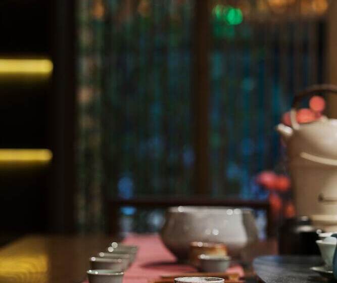 Hotel Yue Xi Shan Ju Resort