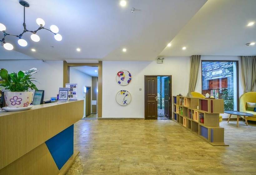 Sucha Hotel Dali Boai Road