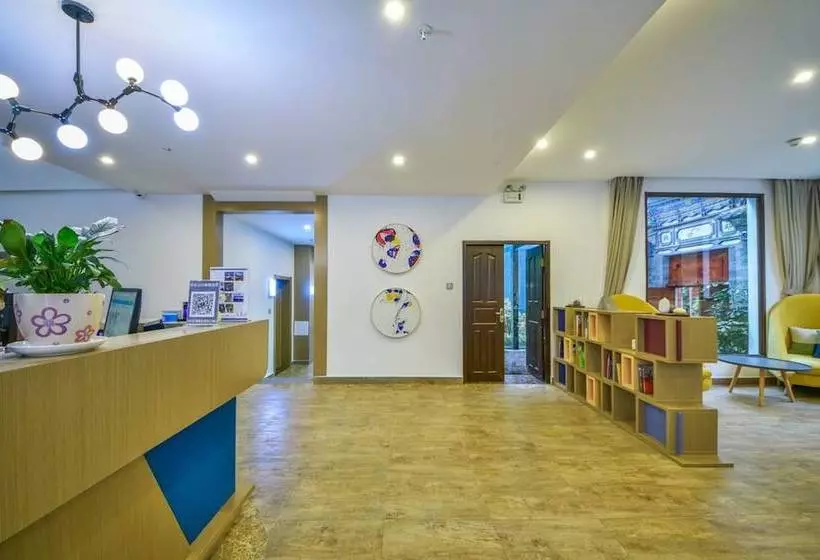 Sucha Hotel Dali Boai Road