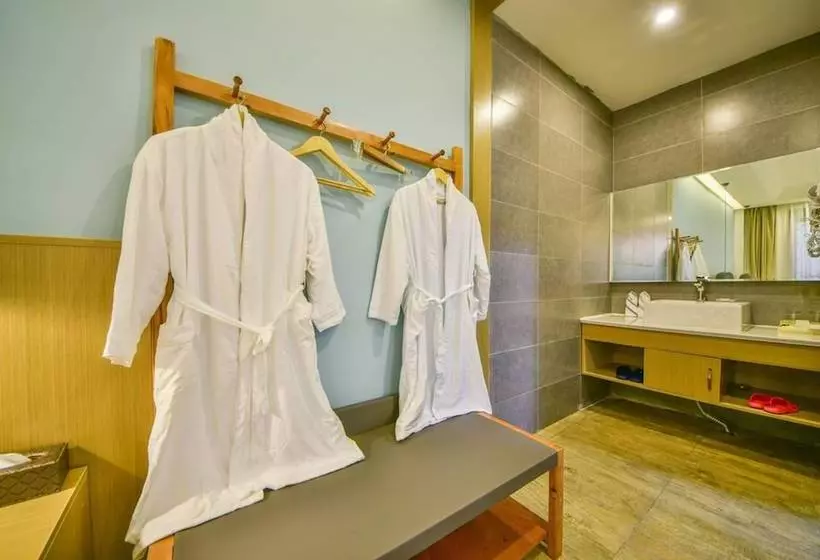 Sucha Hotel Dali Boai Road