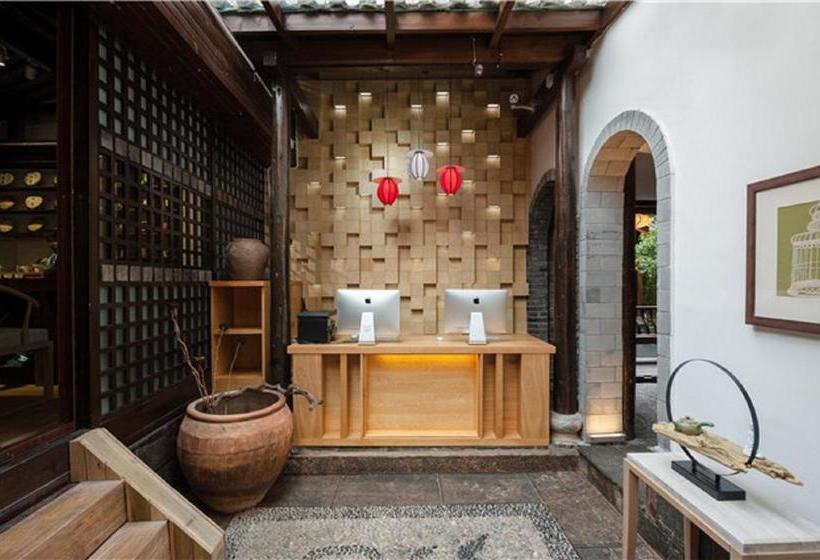 호텔 Floral  · Chiangmai Lijiang