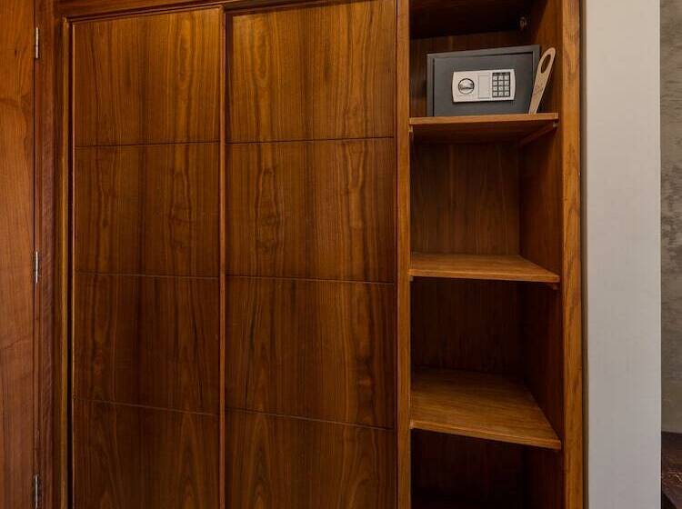 هتل Dhara Residence E2 Lodge