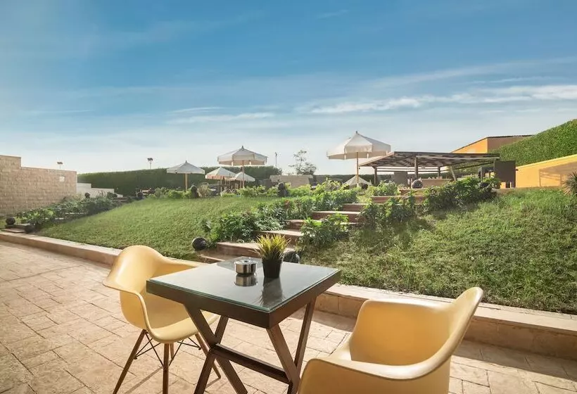 هتل Dhara Residence E2 Lodge