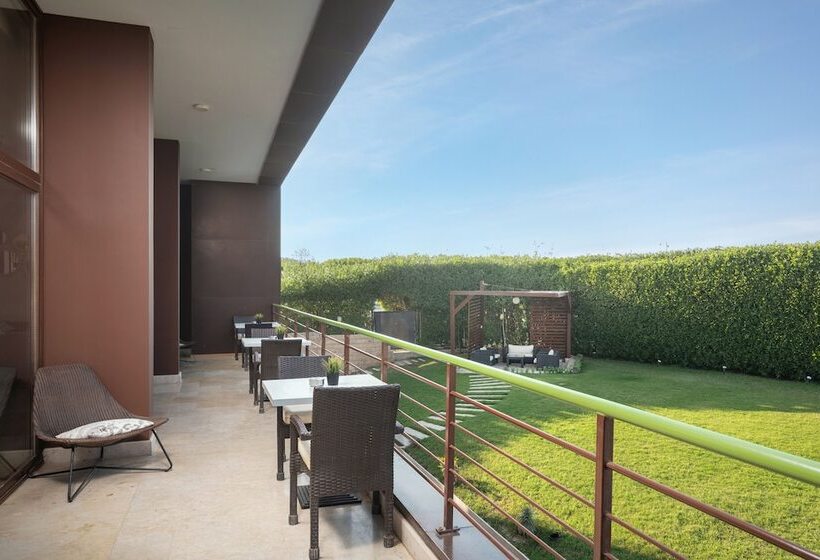 هتل Dhara Residence E2 Lodge