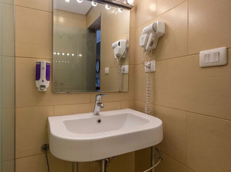 هتل Dhara Residence E2 Lodge