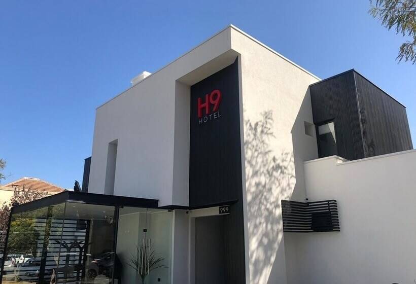 هتل H9