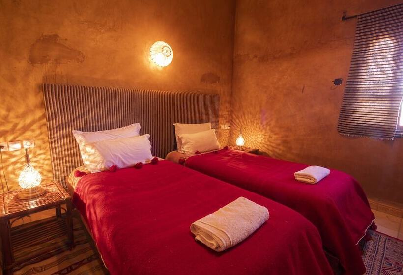 هتل Kasbah Sahara Services