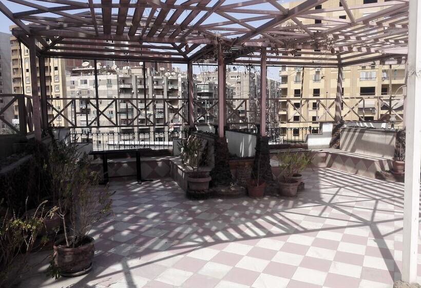 هتل Royal Pyramids