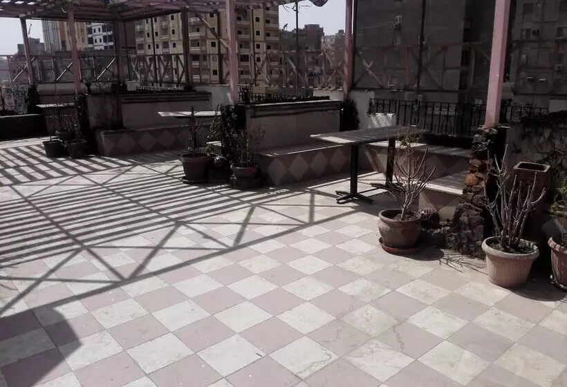 هتل Royal Pyramids