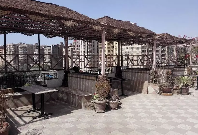 هتل Royal Pyramids