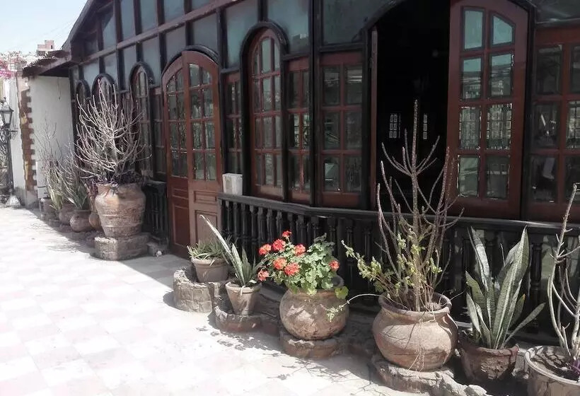 هتل Royal Pyramids