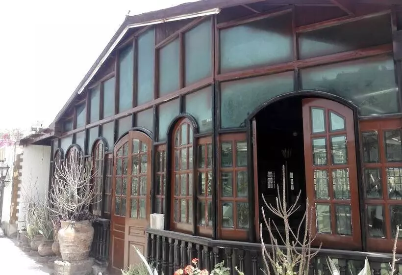 هتل Royal Pyramids