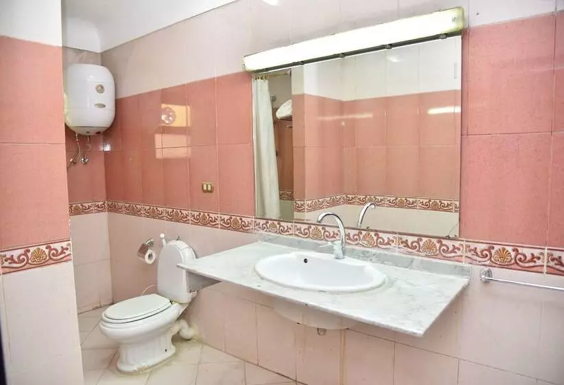 هتل Royal Pyramids