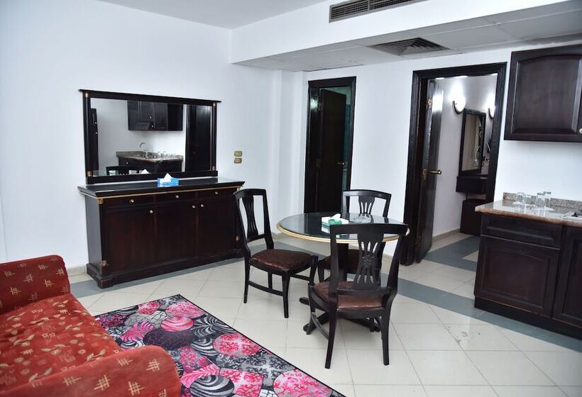 هتل Royal Pyramids