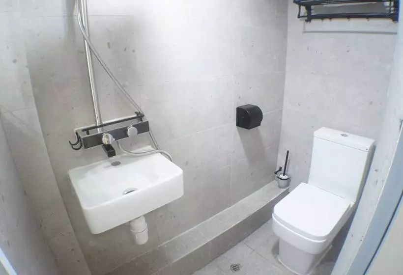 هتل Tung Wo Guest House