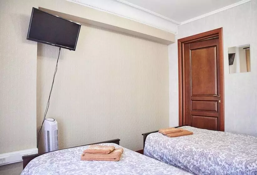 Hothos Hostel