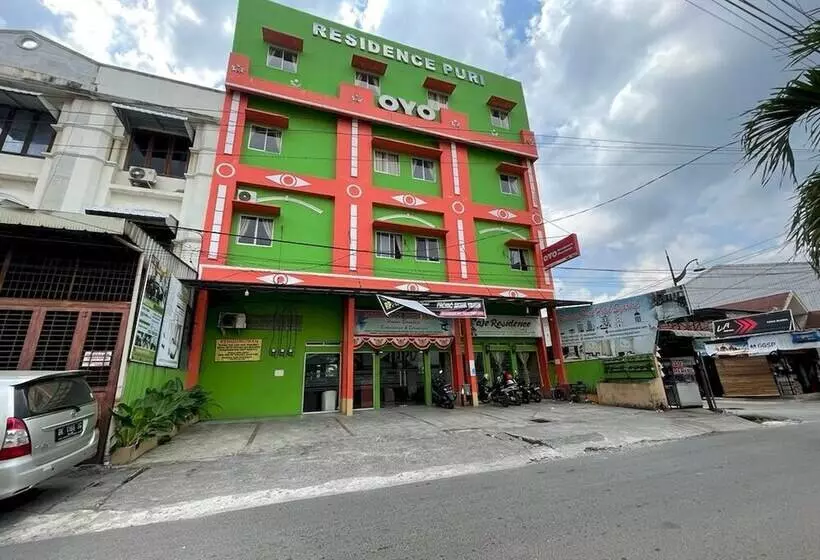 Capital O 93285 Residence Hotel Syariah