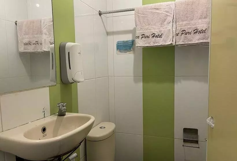 Capital O 93285 Residence Hotel Syariah