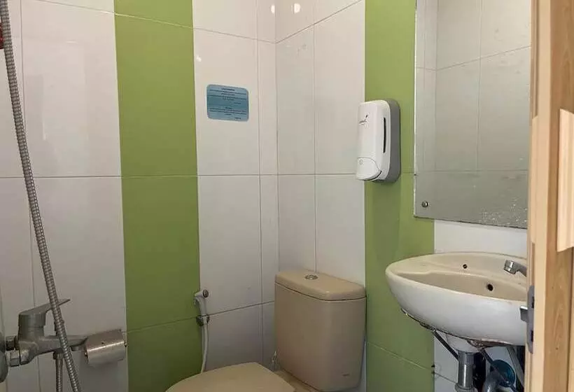 Capital O 93285 Residence Hotel Syariah