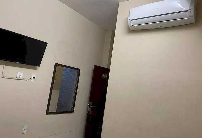 Capital O 93285 Residence Hotel Syariah