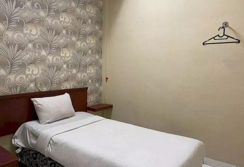 Capital O 93285 Residence Hotel Syariah