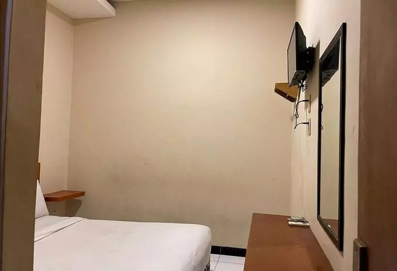 Capital O 93285 Residence Hotel Syariah
