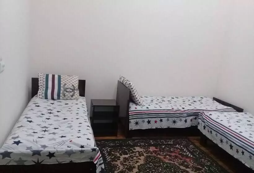 Xo Ja Ismat Buxoriy Hostel