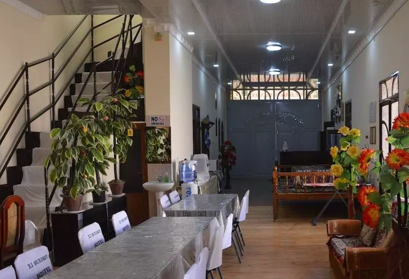 Xo Ja Ismat Buxoriy Hostel